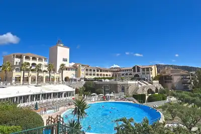 Image de Agréable appartement pour 4 personnes avec piscine, Wifi, terrasse, animaux admis et parking