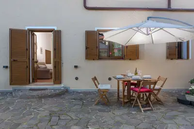 Image de Bel appartement avec climatisation, Wifi, Tv, terrasse, animaux admis et parking