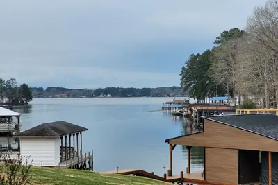 Image de Tillery/Badin Lake Retreat! Lake life minutes from golf, hiking, & mt biking