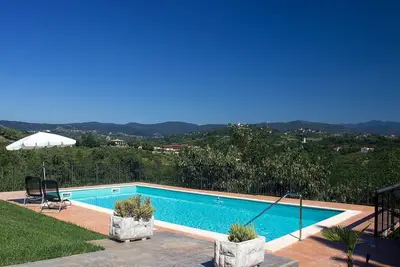 Image de Bel appartement avec climatisation, Wifi, piscine, Tv, balcon, vue panoramique et parking
