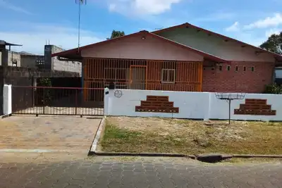 Image de Stunning 3-Bed House in Paramaribo, Suriname