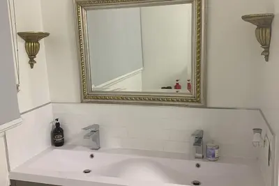 Image de Fully remodeled 2+2 palisades apartment
