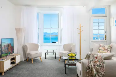 Image de The Pilot House - Nelson Waterfront Holiday Home!