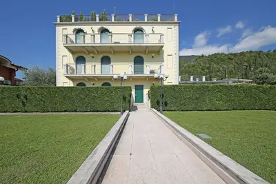 Image de Appartement 'Margherita' avec piscine partagée, Wi-Fi et climatisation