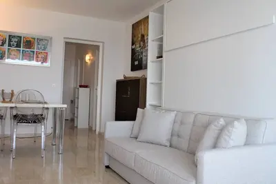 Image de Studio calme, climatisé et équipé avec terrasse vue mer - 2 couchages