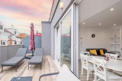 Image de ♥ Modern Penthouse with Private Terrace ♥