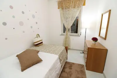 Image de Holiday House Camelia 600 meters from the beach