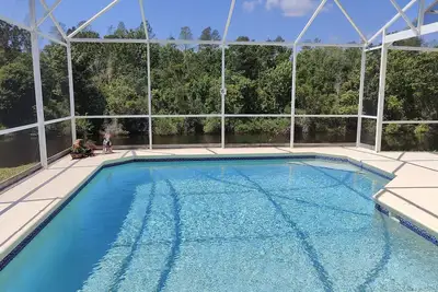 Image de Great 4 bed Villa with private pool and hot tub 15 mins from Disney Wld and next