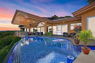 Image de Luxury Oceanview | Gym | Airport Transfer Included