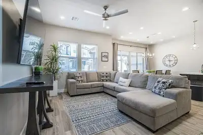 Image de O-13 | Private Hot Tub * Ping Pong * Balcony * Fire Pit * Clubhouse Pool
