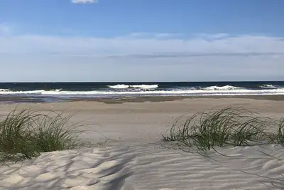 Image de South End Topsail Island, private beach access, bike or walk to restaurants/shops