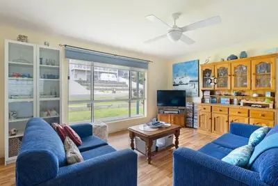 Image de 2 Scott street- The Beach House