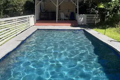 Image de Kuleana Green Cottage with pool 30 min. from Volcano Nat'l Park!