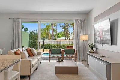 Image de Dream home with themed bedrooms close to Disney