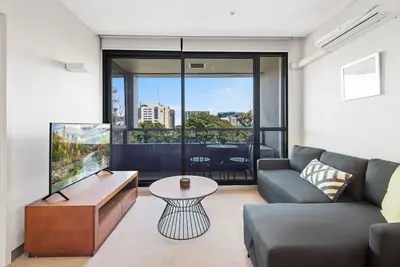 Image de Central 1-Bed Apartment with Secure Parking