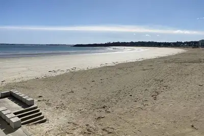 Image de Joli studio avec magnifique vue mer situé sur la grande plage et à proximité du centre
