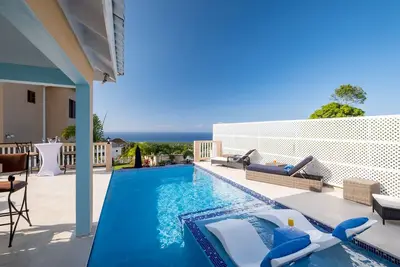 Villa De-luxe Paradise✔ new! beach access✔ chef✔