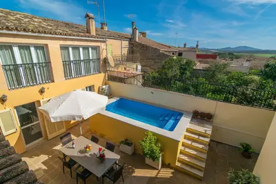 Unio 36 - Wonderful house in the center of the island with private pool. Free Wifi.