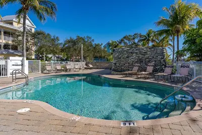 Image de The Bonita Paddle A w/ Balcony & Amenities
