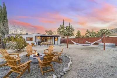 Image de Hi Desert Haven: Game Room, Fire Pit, Hammocks, Bbq