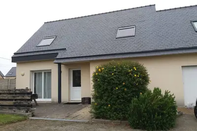 Image de 4 Bedroom Private vacation home in Saint-Pabu