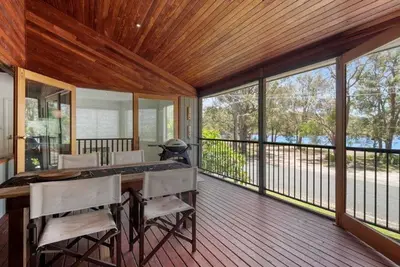 Image de Lakeside Lodge - Fabulous Waterfront Holiday