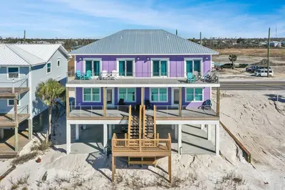 Image de Beachfront Home in Mxb, Great Views & Lots of Space Rent A & B to Sleep 20