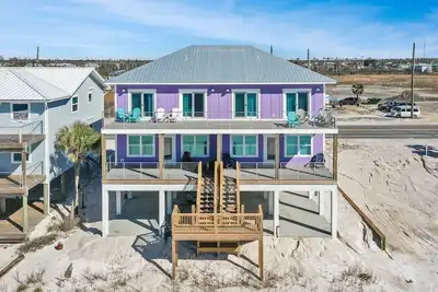 Image de Beach Fantasies B~ Fabulous, Spacious, beachfront