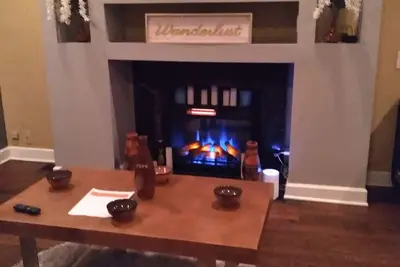 Image de Beautiful 4/20 Friendly 2 Br 2 Ba Duplex  -Two Floors - In Sizzling South Shore!