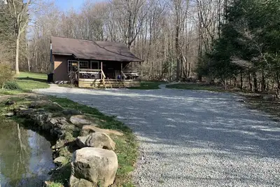 Image de Cabin w/ Hot Tub on Small Pond