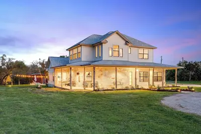 Image de Animal Rescue Ranch-Private pool/spa with tanning ledge /waterfalls on 7 acres!
