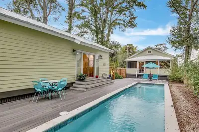 Image de Cottage home/Pool/Pool house for two additional guests.