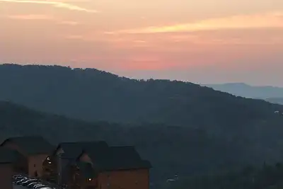 Image de Enjoy the view from  Westgate Smoky Mountain resort in a prime scenic location!