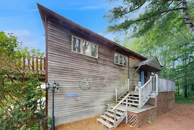 Image de Cute cottage with fast WiFi & full kitchen - 1 mile to downtown & next to Acadia