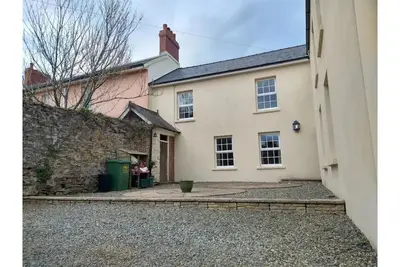 Image de 4 bed Country House, Haverfordwest Pembrokeshire