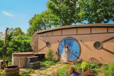 Image de Hobbit Inspired Fairytale Hocking Hills State Park 3 mi away Pet Friendly