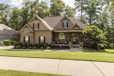 House Close to Masters Tournament