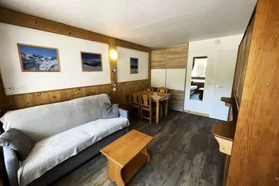 Image de Anscheinend komplett renovierter Ski am Fuße von Les Ménuires