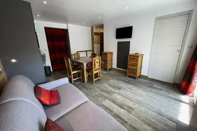 Image de Studio für 4 komplett renovierte Ski am Fuße im Herzen von Ménuires