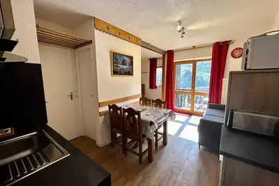 Image de Apartment 4 Personen in Les Ménuires mit Bergblick