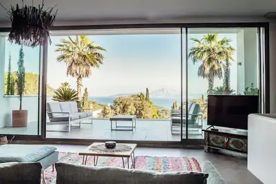 Image de Dream duplex with a view of the Strait of Gibraltar