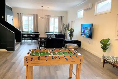 Image de Green Escape: Relax, Tour Downtown or Tybee Beach