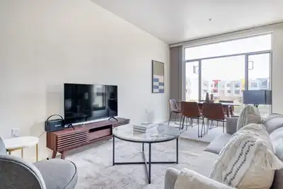 Image de Upscale Palo Alto 2br w/ W/D, Pool & Spa, near 280 & 101, by Blueground