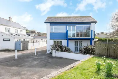 Image de Beachside, pet friendly, country holiday cottage in Polzeath