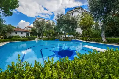 Image de Sorrento Pool&Suites - Apollo