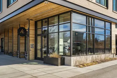 Image de Rustic Overlook- 30 day rental in the new Merin building in downtown Bozeman!