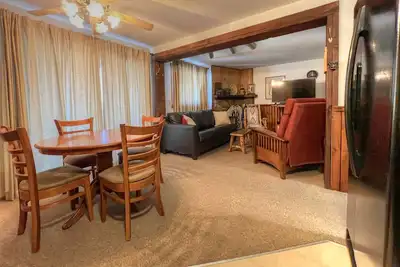 Image de Pool & Hot Tub, Great Views, On Shuttle Route, and Game Room! Great Rates!