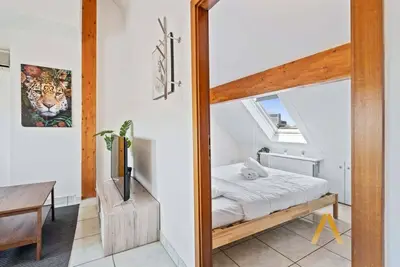 Image de Cozy 1br Apt w/ Kitchen & Near Shops