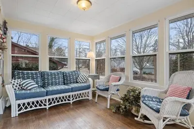 Image de Cherry Street Retreat - 4 Bedroom, Close to Beach
