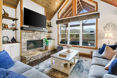 Image de Views Views Views, Comfort, Location, Amenities
